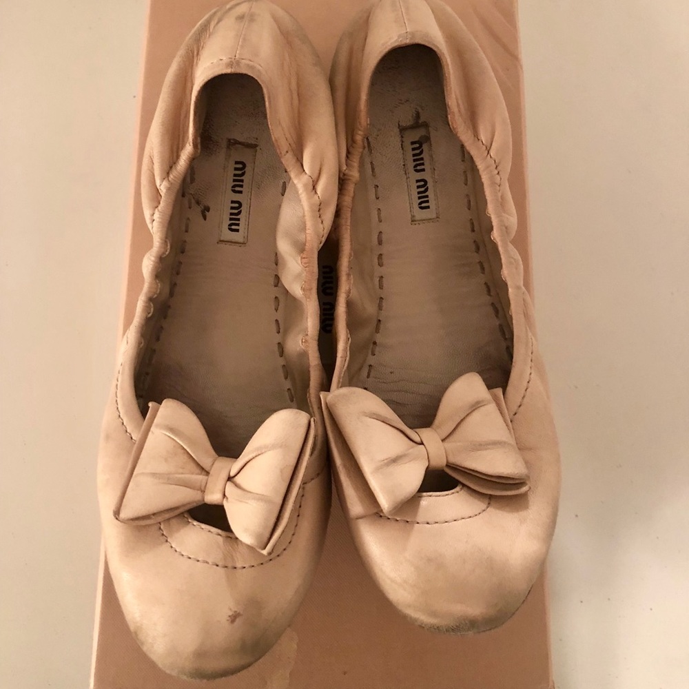 Miu Miu light pink/nude flats